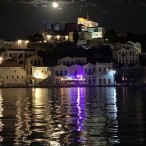 ΦΩΤΙΣΜΟΣ ΝΗΣΟΥ ΜΕΓΙΣΤΗΣ